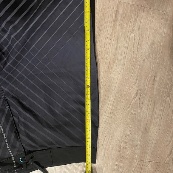 Hurley 34 Inch Black & Grey Stripe Board Shorts - Picture 8 of 11